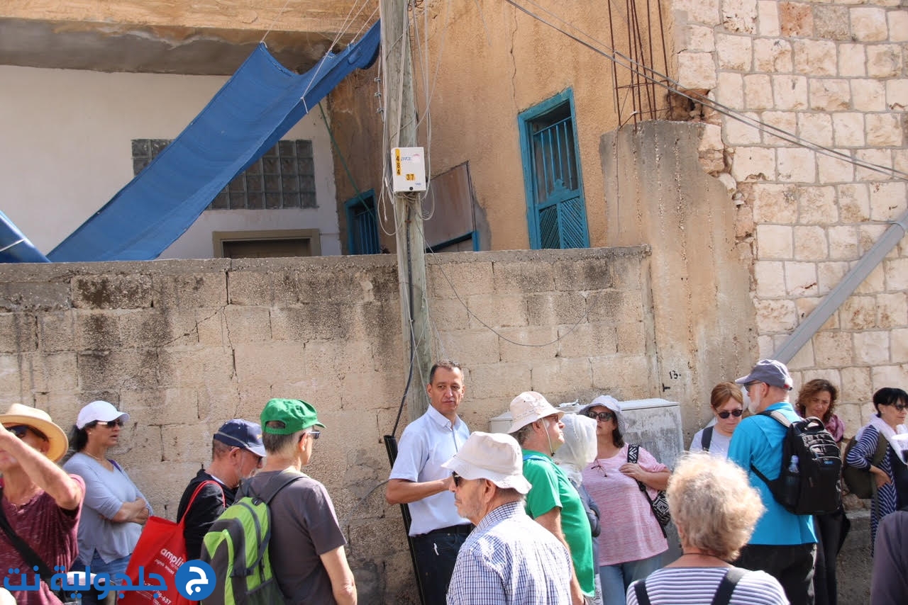 مجموعة سياحية من الوسط اليهودي تقوم برحلة الى جلجولية 